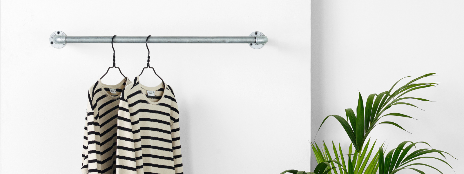 70cm discount clothes rail